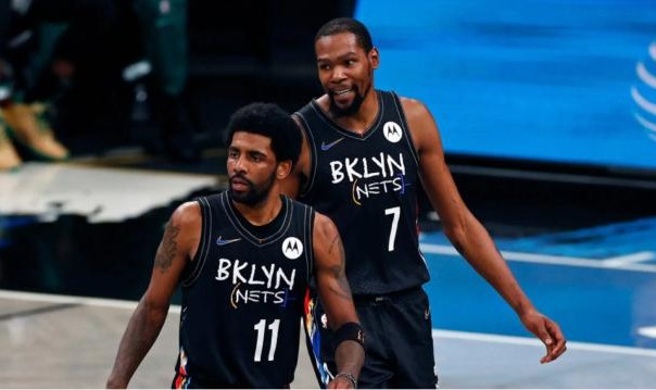 开云体育网页-杜欧合砍高分却频频输球 篮网的出路是西蒙斯打5？